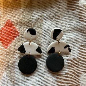 Clay cow print earrings 🐄